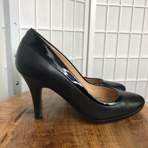 Cole Haan Black Leather Heels Size 7B